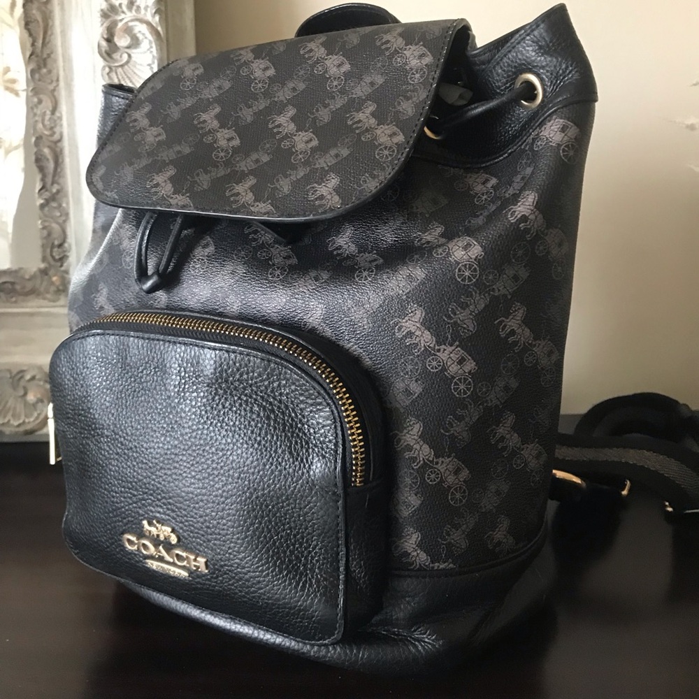 Coach Bundle - Picture 5 of 16